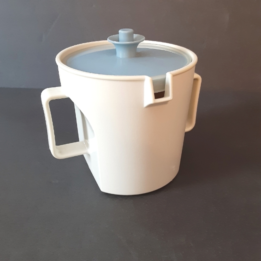 VINTAGE TUPPERWARE #1415/1211 Blue/Almond Sugar Bowl Push Button Lid.